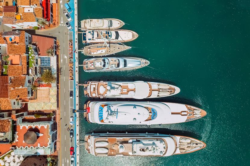 Z lotu ptaka: Z lotu ptaka: