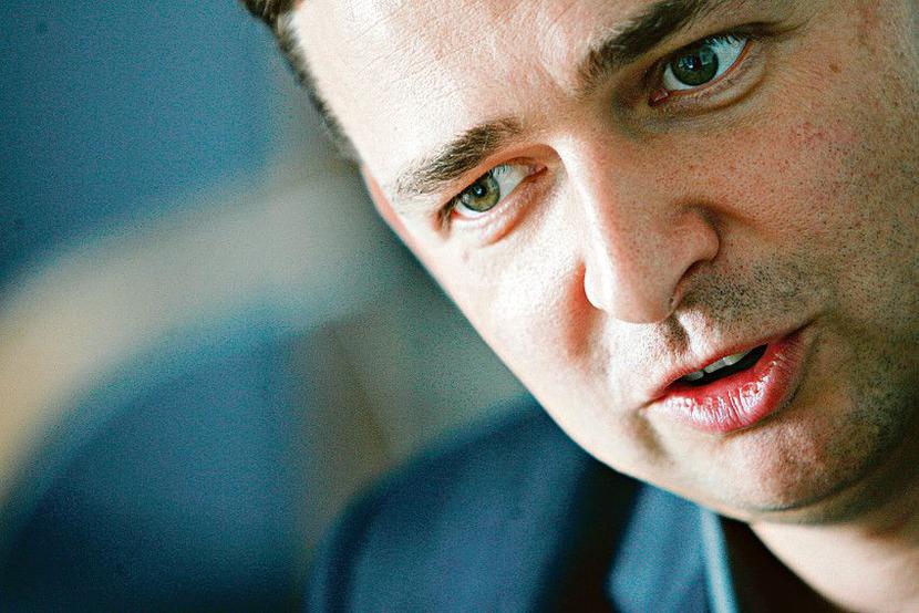 DOBRZE I ŹLE: Jan Styliński, prezes PZPB, chwali UZP za to, że chce dać zamawiającym nowy oręż pozwalający weryfikować ceny w ofertach wykonawców i wyrzucać z gry tych, którzy je zaniżają. Gorzej, że jednocześnie urzędnicy odbierają konkurentom możliwość sądowej walki z dumpingiem. [FOT. GK]