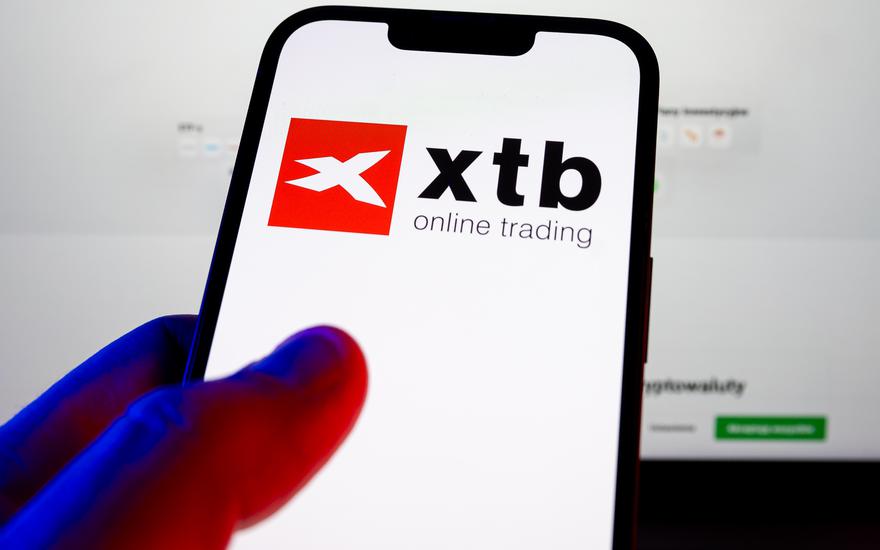 Zysk XTB w III kw. 2025 r. prawie trzykrotnie niższy niż oczekiwano