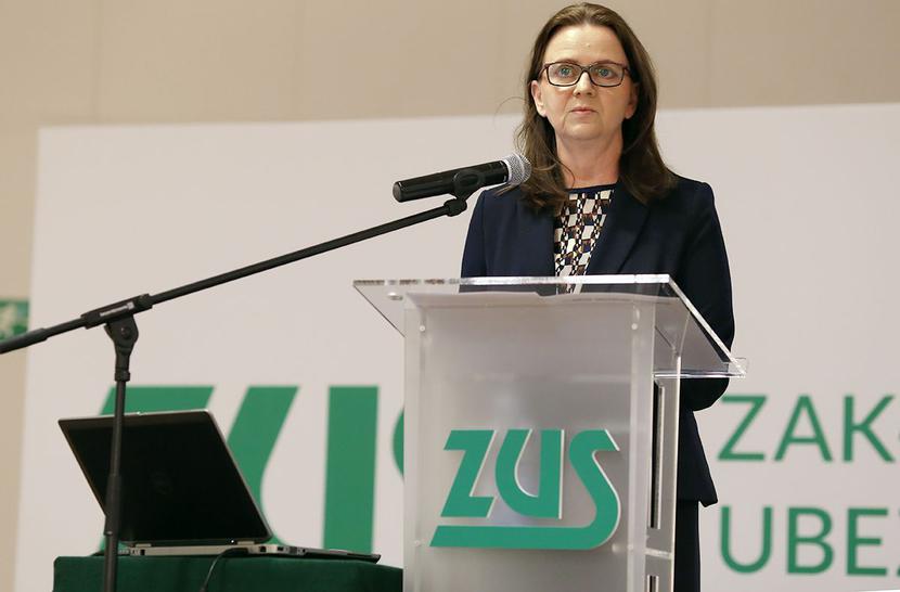 ZDYWERSYFIKOWANE USŁUGI: