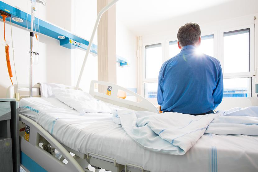 Dysproporcja w dostępie do leczenia szpitalnego w 2023 r. sięgnęła 11 proc. Osób z terenach wiejskich przynajmniej raz w ciągu 12 miesięcy hospitalizowanych było 1975 na 10 tys. mieszkańców, a w miastach 2193 na 10 tys. Dysproporcja w dostępie do leczenia szpitalnego w 2023 r. sięgnęła 11 proc. Osób z terenach wiejskich przynajmniej raz w ciągu 12 miesięcy hospitalizowanych było 1975 na 10 tys. mieszkańców, a w miastach 2193 na 10 tys.
