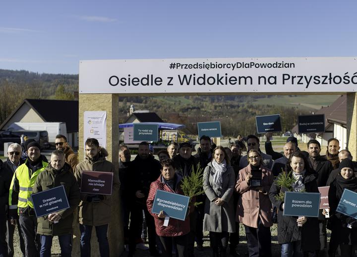 123 mln zł i 24 mieszkania. Tak polski biznes odbudował Stronie Śląskie po powodzi
