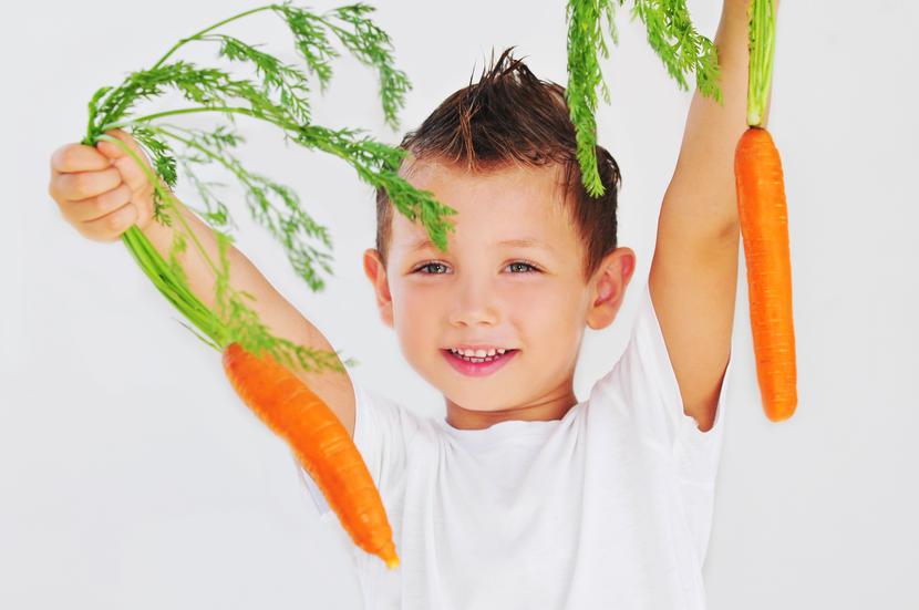 Aby zminimalizować ryzyko potencjalnych niedoborów pokarmowych u dzieci na dietach wegetariańskich, konieczne jest zaplanowanie zbilansowanych posiłków oraz stosowanie odpowiedniej suplementacji.