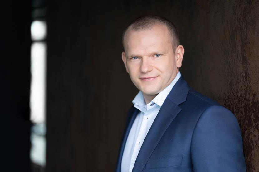 Ekspansja: Ekspansja:
