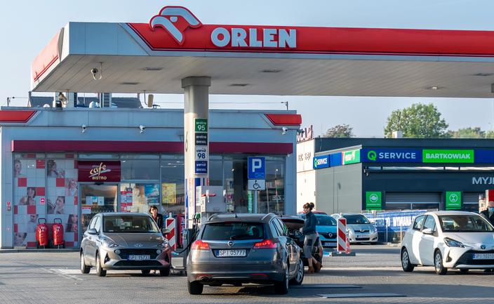 Areszt dla byłego wiceprezesa Orlenu i dyrektorów spółki
