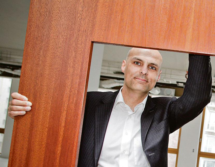 Po wybudowaniu Nowego Domu Jabłkowskich wzrosła liczba naszych potencjalnych partnerów. Ta inwestycja pokazała, że współpraca między spadkobiercami gruntu a prywatnym inwestorem może być korzystna dla obu stron — twierdzi Robert Mandżunowski, prezes LHI. [FOT. WM]
 
 