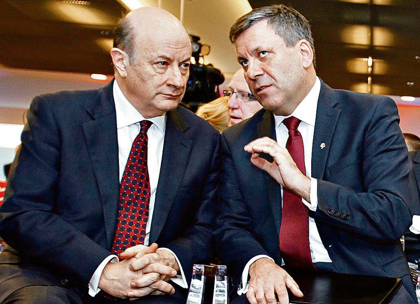 Janusz Piechociński, minister gospodarki, i Jacek Rostowski, minister finansów, nie dogadali się dotychczas w sprawie stref. Nie pomogło kilkadziesiąt interpelacji poselskich, skargi inwestorów czy wielka konferencja zorganizowana przez strefy. Ciekawe, czy na życzenie premiera Donalda Tuska sprawy przyspieszą. [FOT. WM]
 