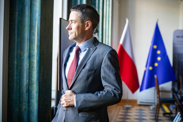 Najpierw służby, później kolejarze: