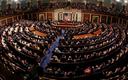 Izba Reprezentantów USA zatwierdziła 40 mld USD pomocy dla Ukrainy
