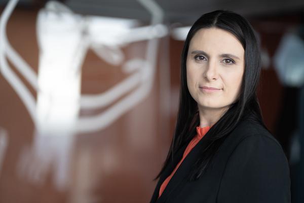 W galeriach tłoczno, w budowie głównie parki handlowe