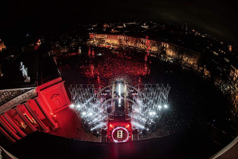 Urodziny: Urodziny: