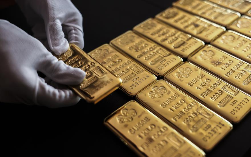 Dlaczego banki centralne zbroją się w złoto