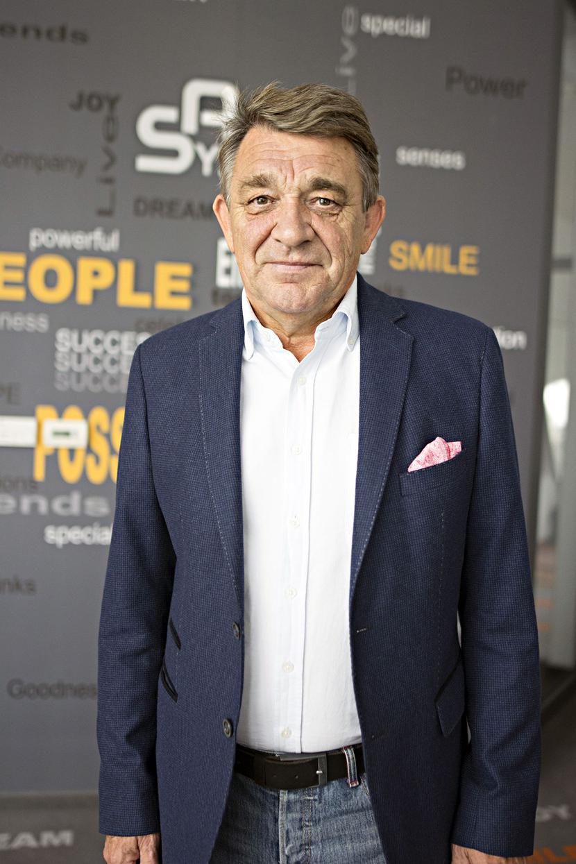 INNOWACJĄ W KONKURENCJĘ: