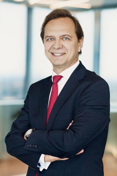 SKOK DO PRZODU: Tomasz Lis i Robert Jędrzejczyk, udziałowcy grupy skupiającej portale wokół naTemat, szukają wsparcia kapitałowego do rozwoju, ale wszystkie opcje są możliwe. We wrześniu powinno być wiadomo, na ile grupa przyciągnie zainteresowanie inwestorów.