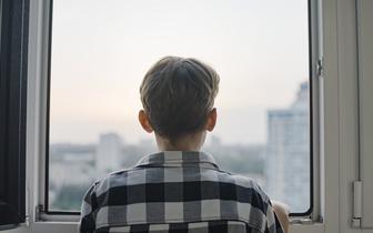 Psychiatria dziecięca nadal samotną wyspą? Czas na lepszą współpracę z pediatrią i szkołami