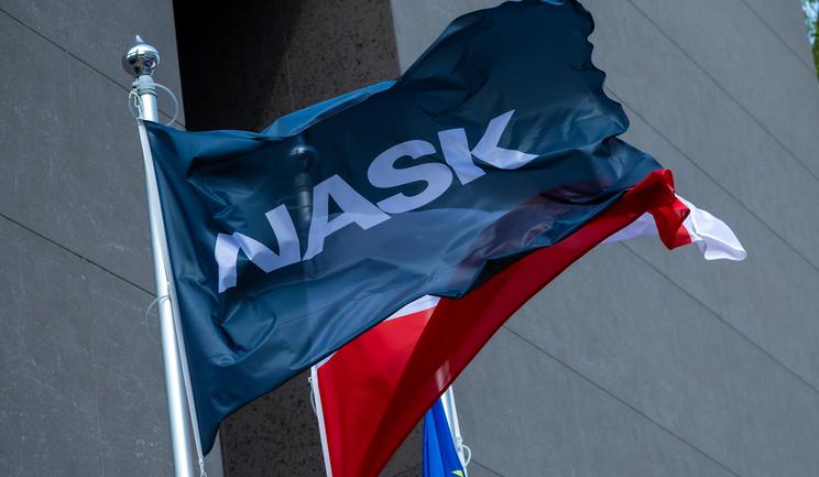 Nagła dymisja zarządu NASK SA, wcześniej pytania o wydatki i samochody służbowe