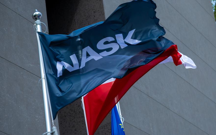 Nagła dymisja w NASK SA, wcześniej pytania o służbowe audi