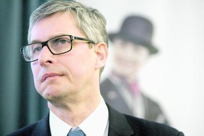 Wojciech Sobieraj w kilka lat zbudował dochodowy bank w dużej mierze oparty na wysoko marżowych kredytach konsumpcyjnych. Konkurencji mogą pozazdrościć wyceny na poziomie dwukrotności wartości księgowej.