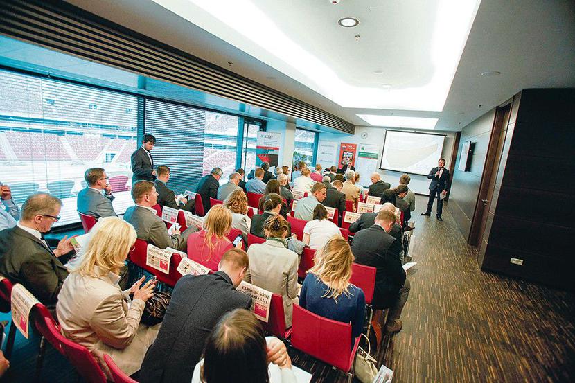 RADY PRAKTYKÓW:
 Paneliści warsztatów „PB” o ekspansji zagranicznej polskich firm na Dalekim Wschodzie, którzy zjedli zęby na chińskim rynku, mówili uczestnikom, kiedy powinno im się zapalić światełko alarmowe. Lista była długa.
 [FOT. WM]