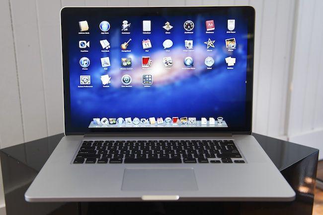Nowy MacBook Pro (fot. Bloomberg)